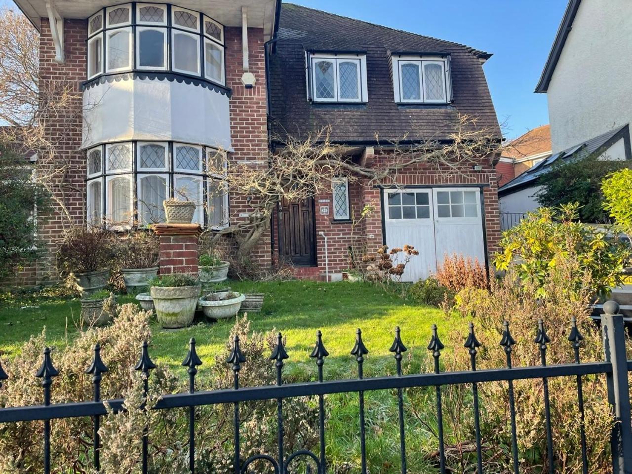 Livadia House At St Leonards On Sea Bed & Breakfast Exterior foto